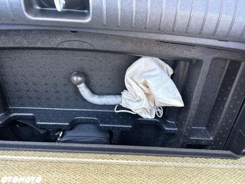 Kia Sportage 1.6 T-GDI 2WD DCT VISION - 13