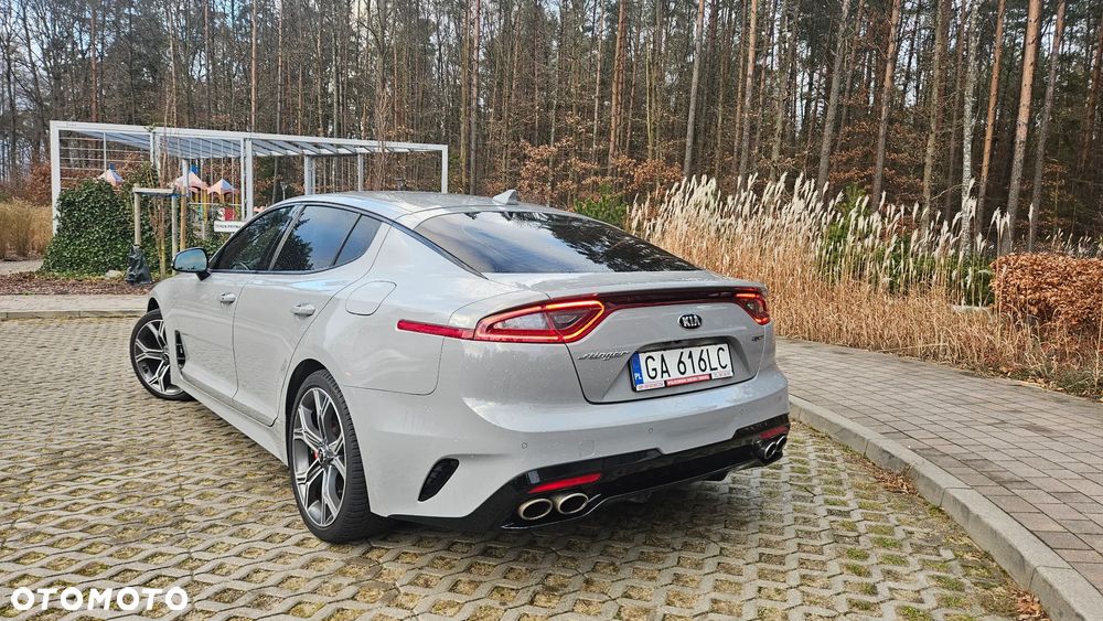 Kia Stinger 3.3 T-GDI V6 GT AWD - 4