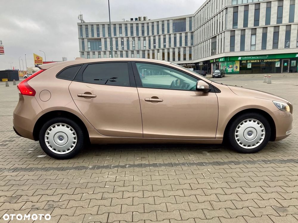 Volvo V40 D2 Drive-E Kinetic - 6