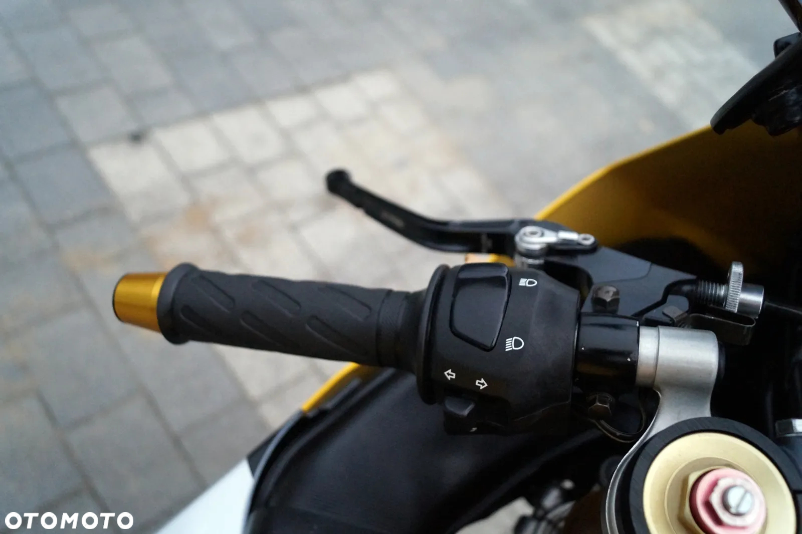 Suzuki GSX-R - 12