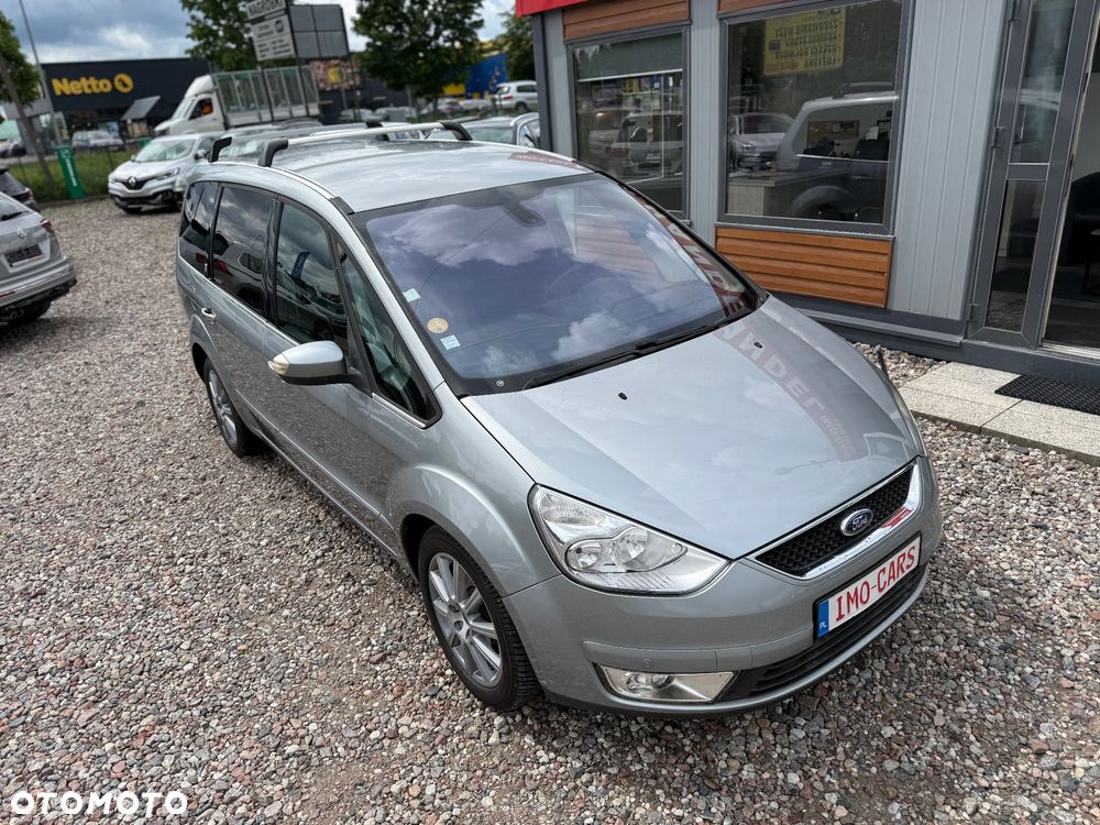 Ford Galaxy - 8