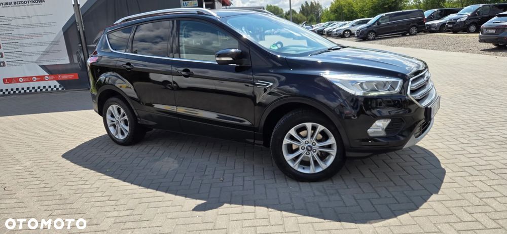 Ford Kuga 1.5 EcoBoost 2x4 Titanium - 19