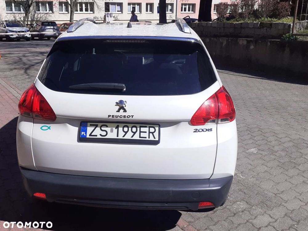 Peugeot 2008 - 6