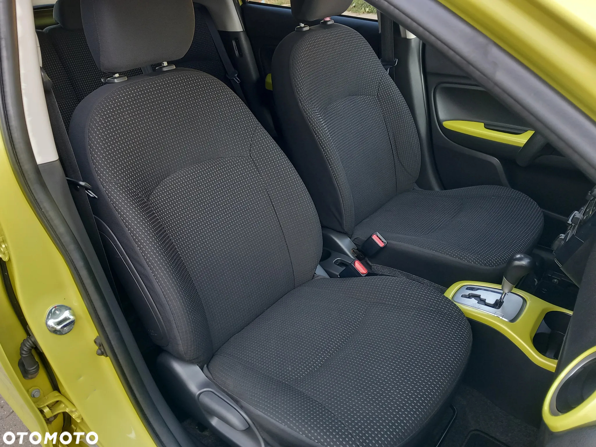 Mitsubishi Space Star 1.2 Clear Tec CVT Klassik Kollektion+ - 24