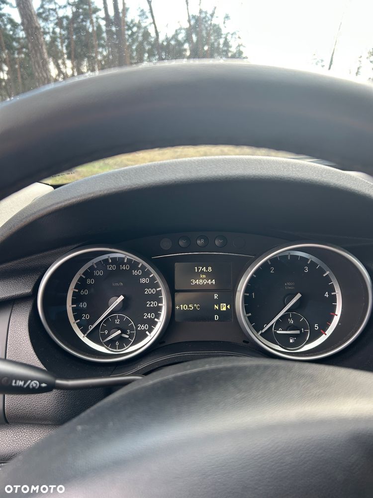 Mercedes-Benz Klasa R 350 CDI 4-Matic - 9