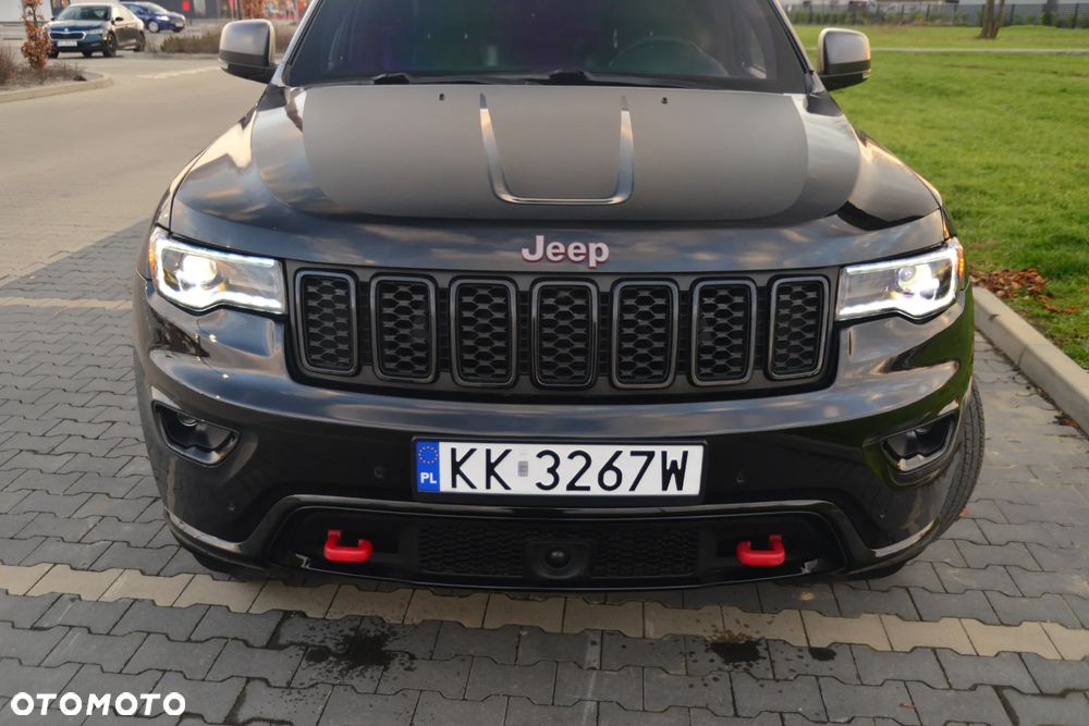 Jeep Grand Cherokee - 8