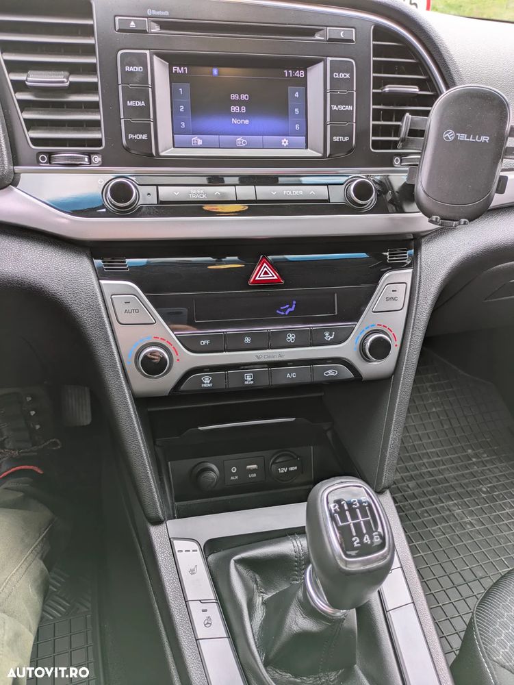 Hyundai Elantra 1.6 CRDI Highway - 10