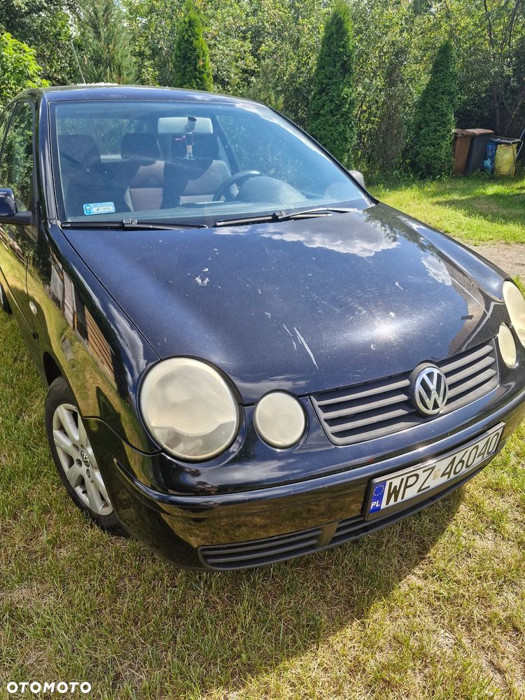Volkswagen Polo 1.4 16V Comfortline - 1