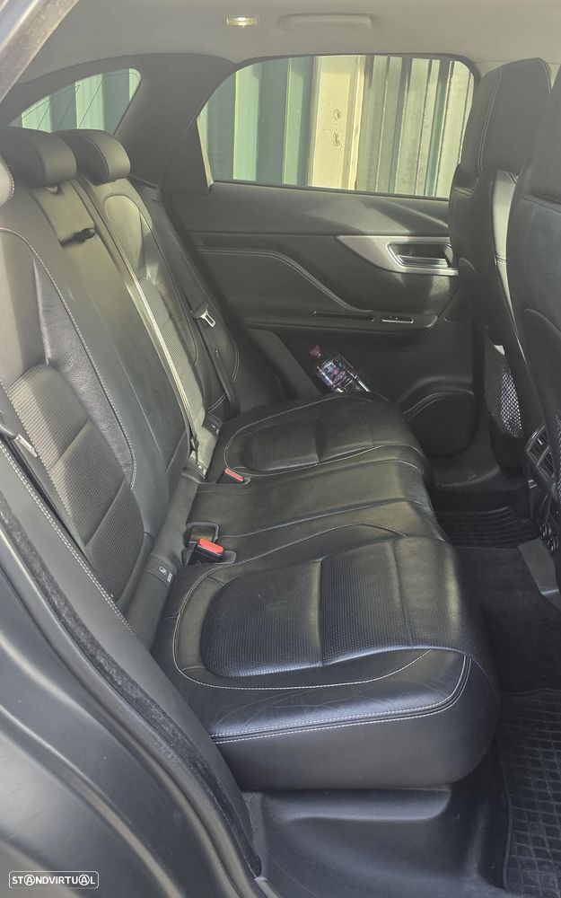 Jaguar F-Pace 20d AWD Aut. R-Sport - 9