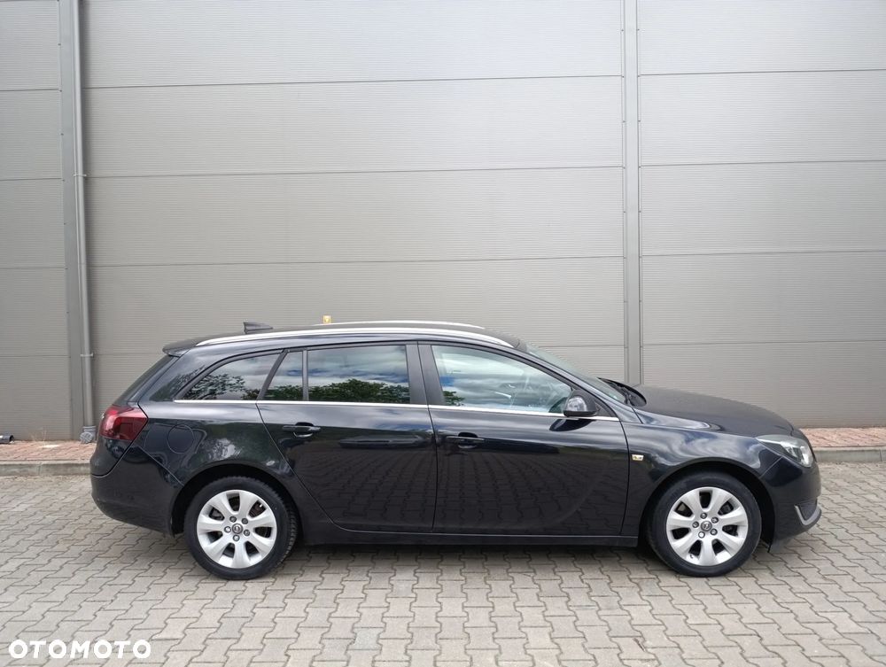 Opel Insignia 2.0 CDTI - 11