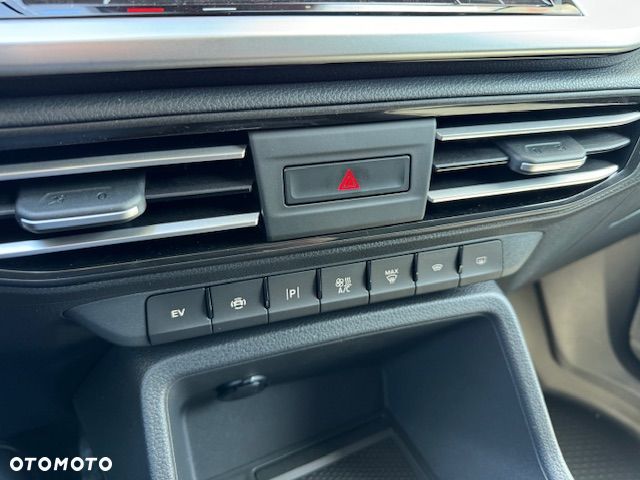 Ford Connect Van L2 - 11