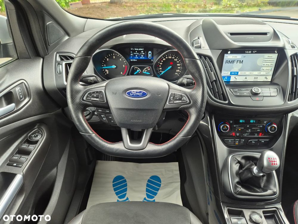 Ford Kuga 2.0 TDCi 4x4 ST-Line - 27