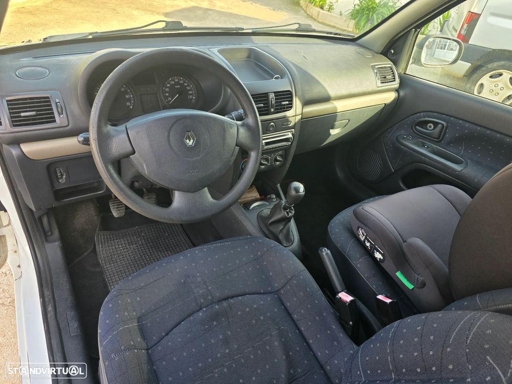 Renault Clio 1.5 dCi Confort - 12