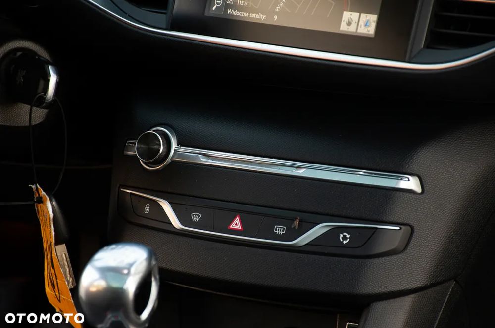 Peugeot 308 1.2 PureTech GPF Active Pack S&S - 20