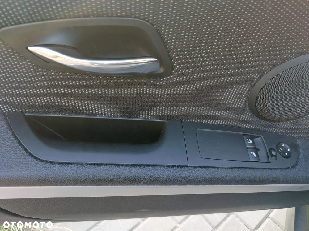 BMW Seria 3 - 23