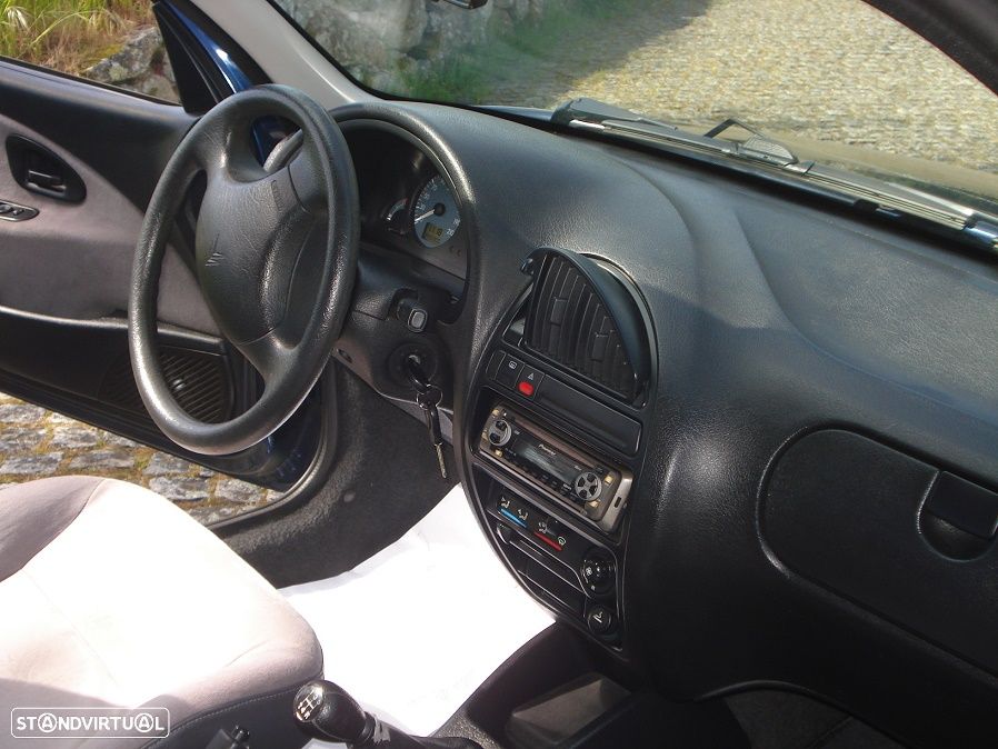 Citroën Saxo 1.1i Exclusive - 15