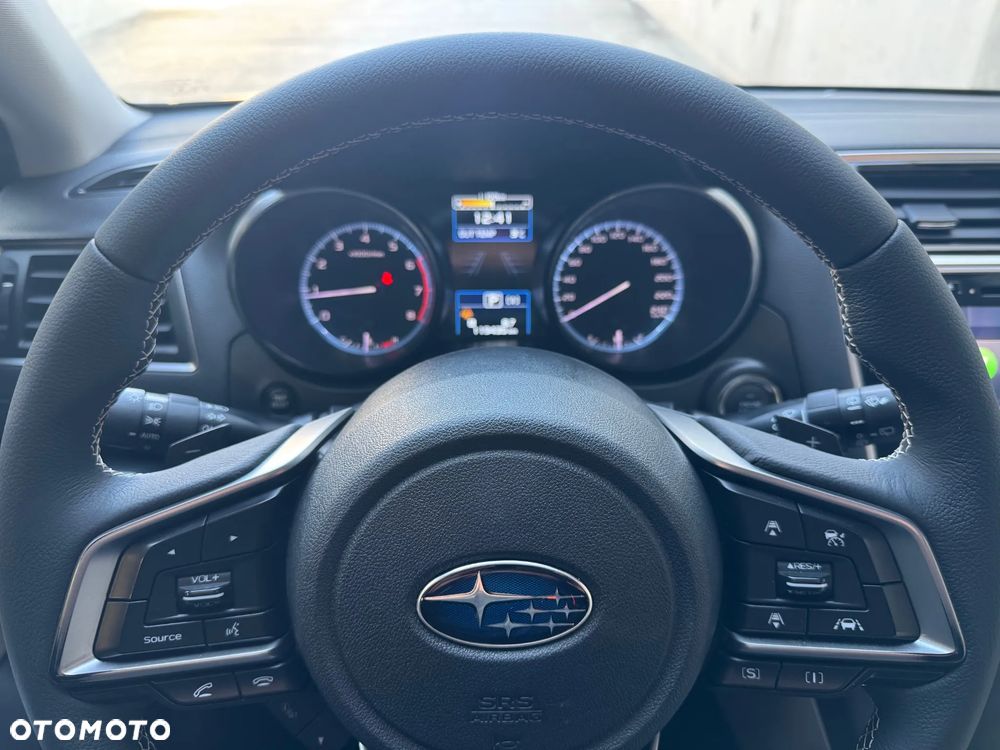 Subaru Outback 2.5i Exclusive - 12