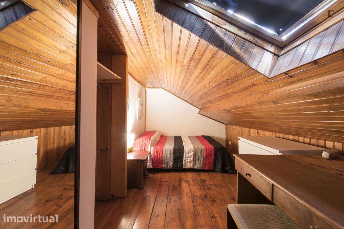 Quarto - localizado em Estrela Lisbon - Grande imagem: 4/29