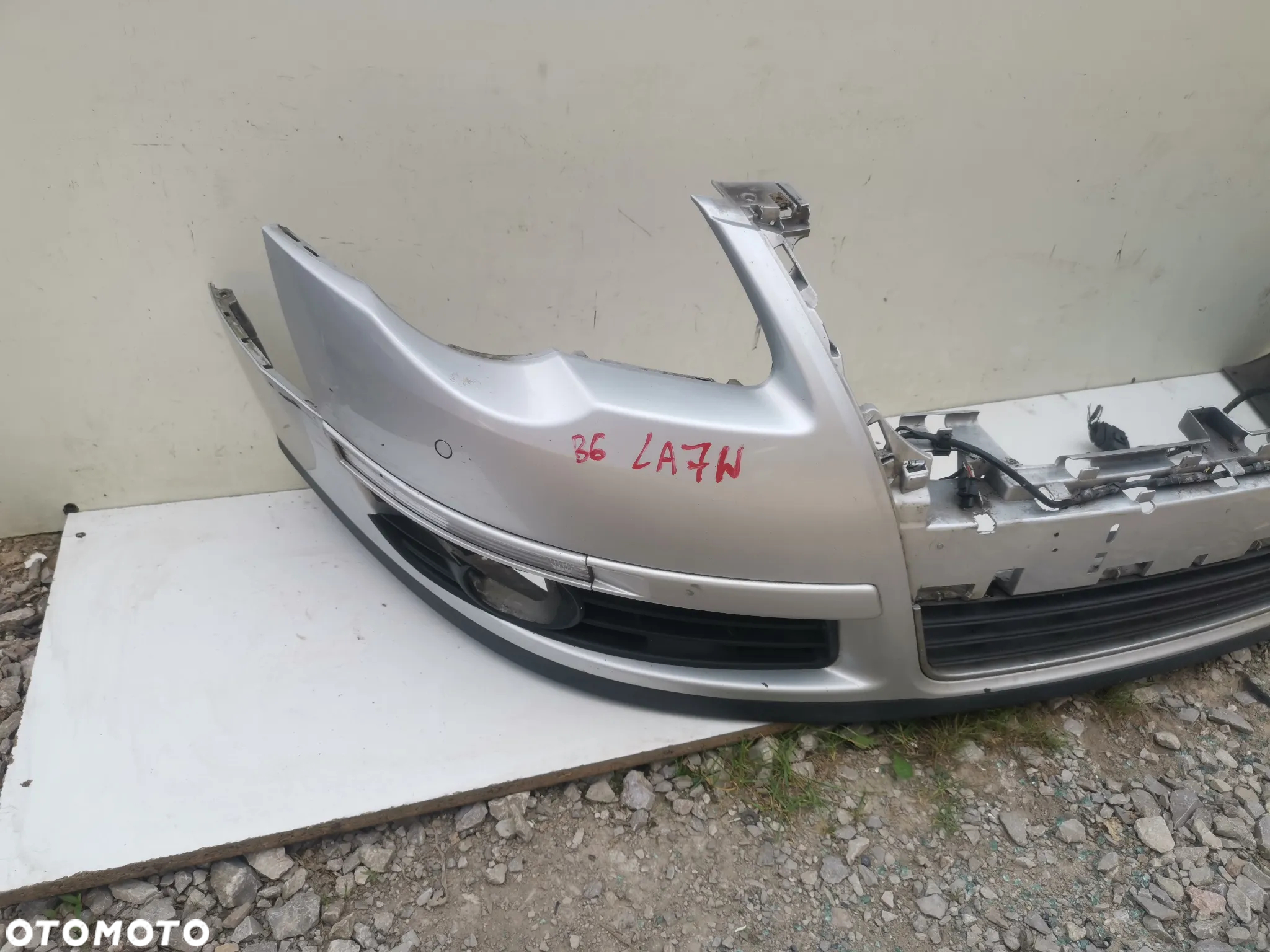 ZDERZAK PRZEDNI PRZÓD VW PASSAT B6 LA7W PDC KOMPLETNY - 2