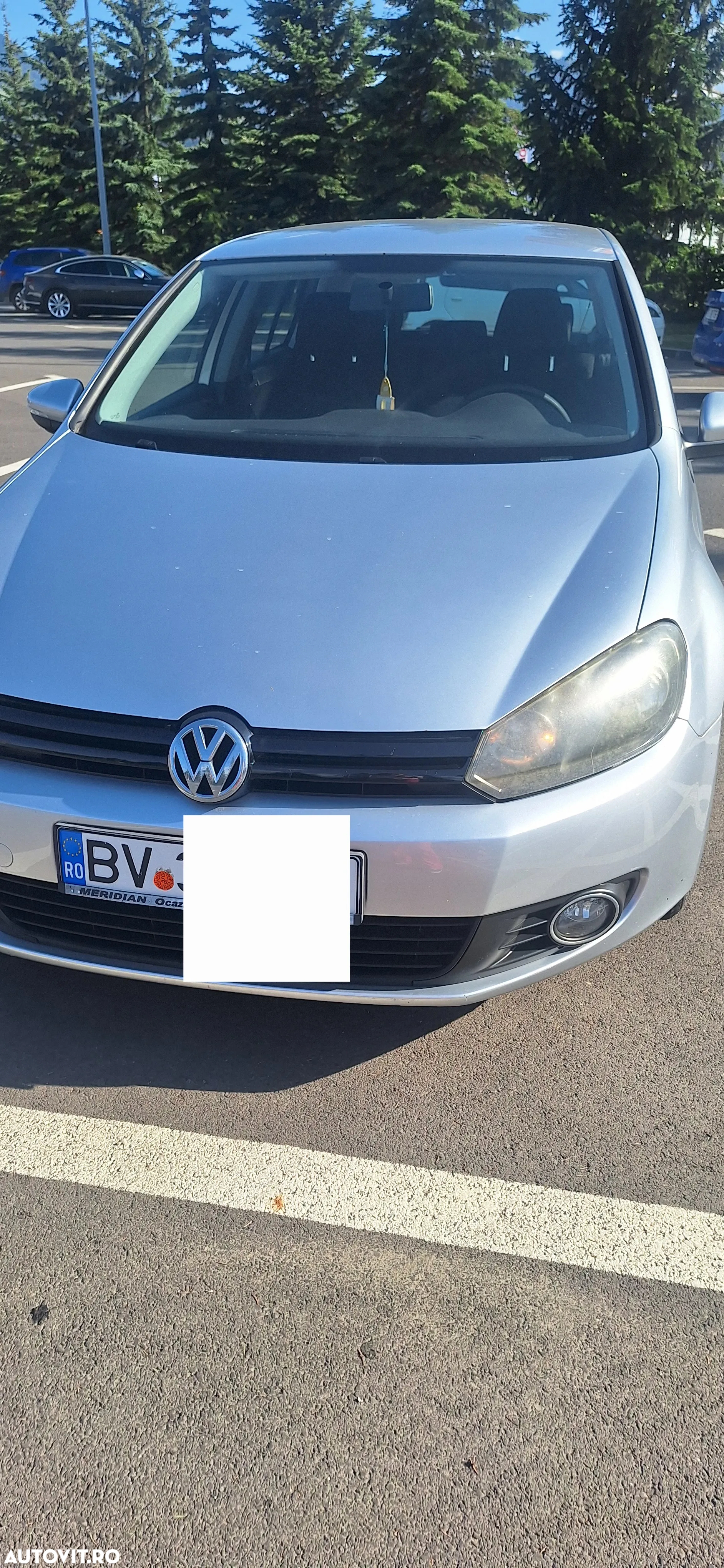 Volkswagen Golf - 10