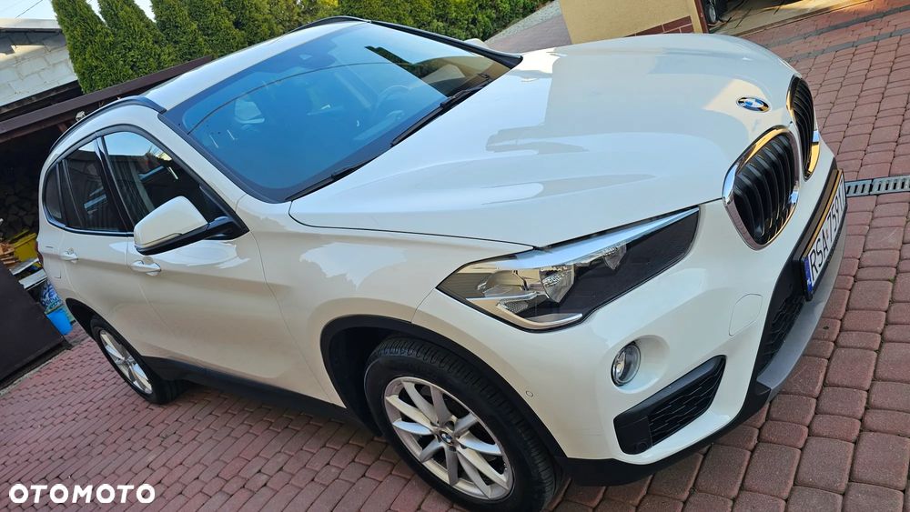 BMW X1 sDrive18d xLine - 19