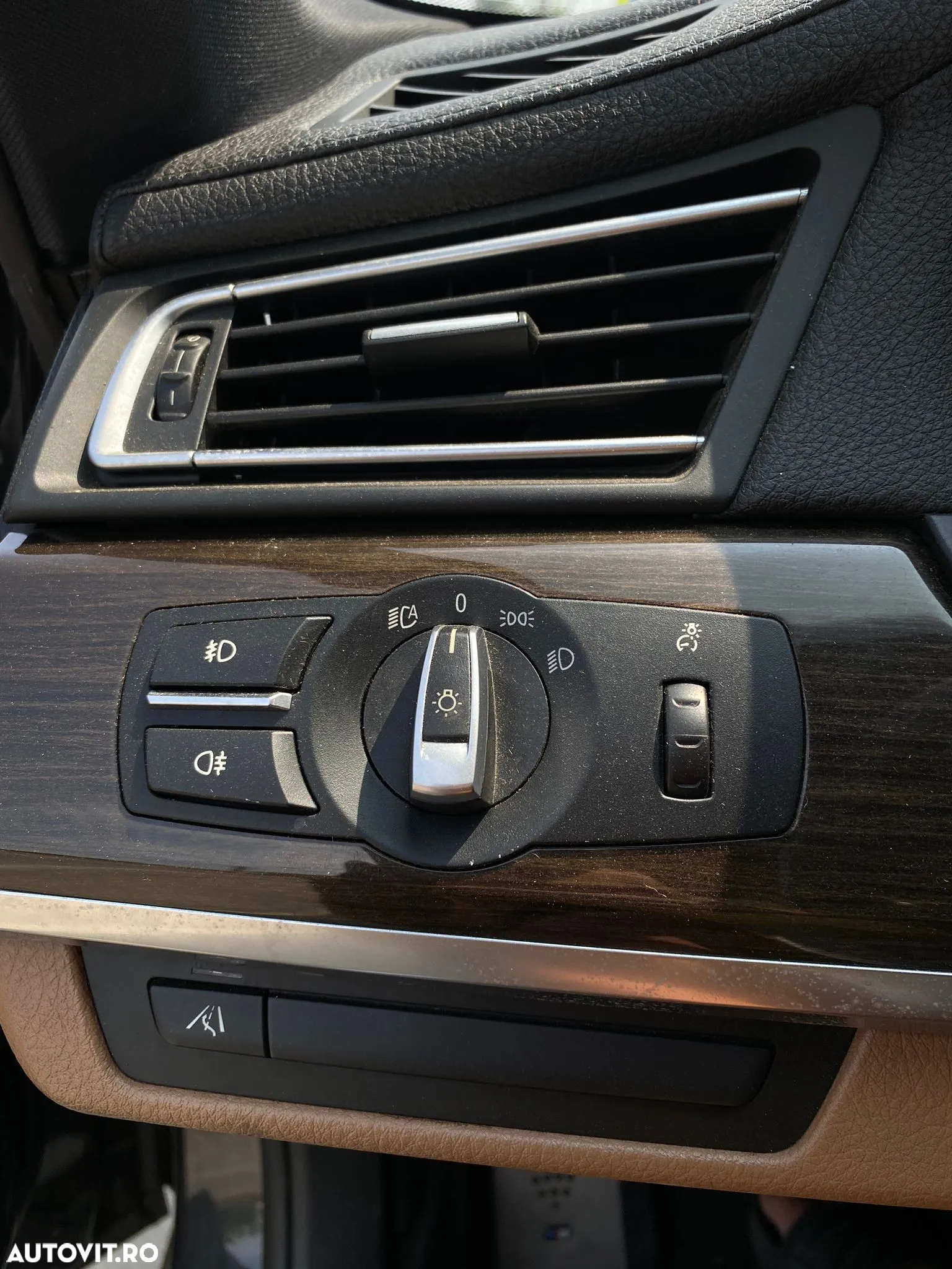 BMW Seria 7 750Li xDrive - 16