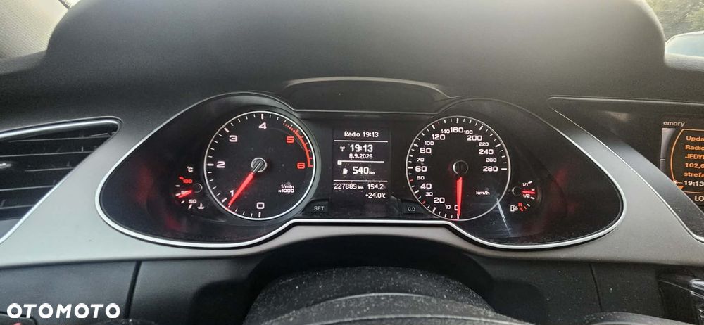 Audi A4 Limousine - 10