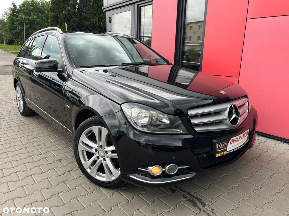 Mercedes-Benz Klasa C 180 T BlueEFFICIENCY 7G-TRONIC Avantgarde - 4