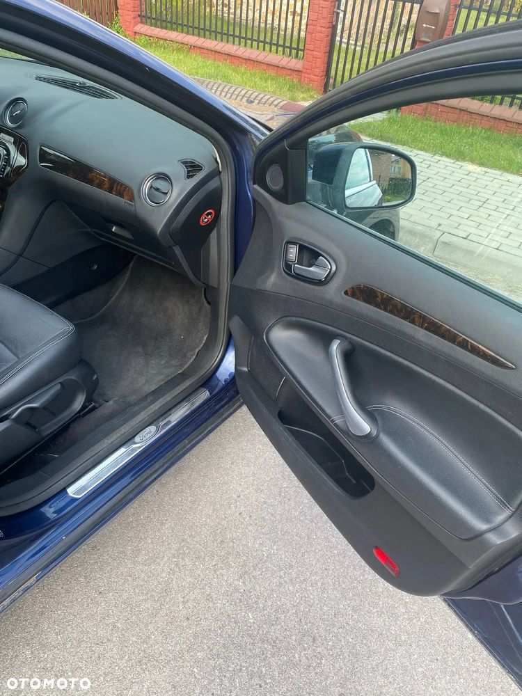 Ford Mondeo 2.0 Ghia - 15