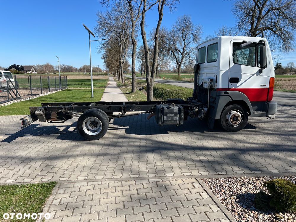 Nissan Atleon 80.140 - 7