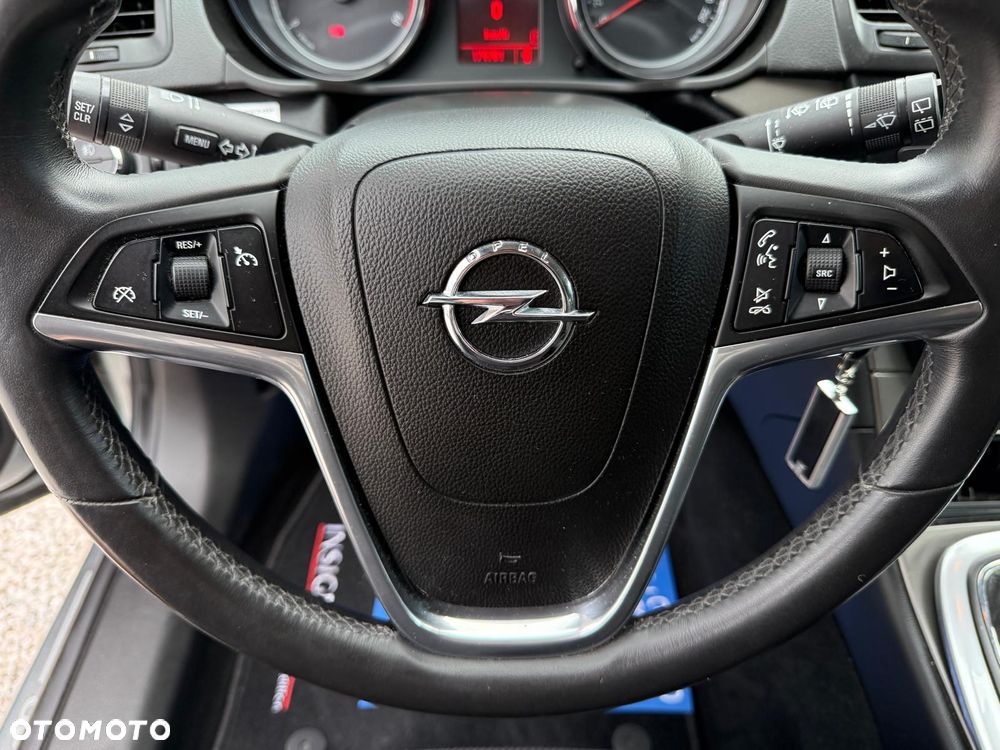 Opel Insignia 2.0 CDTI - 22