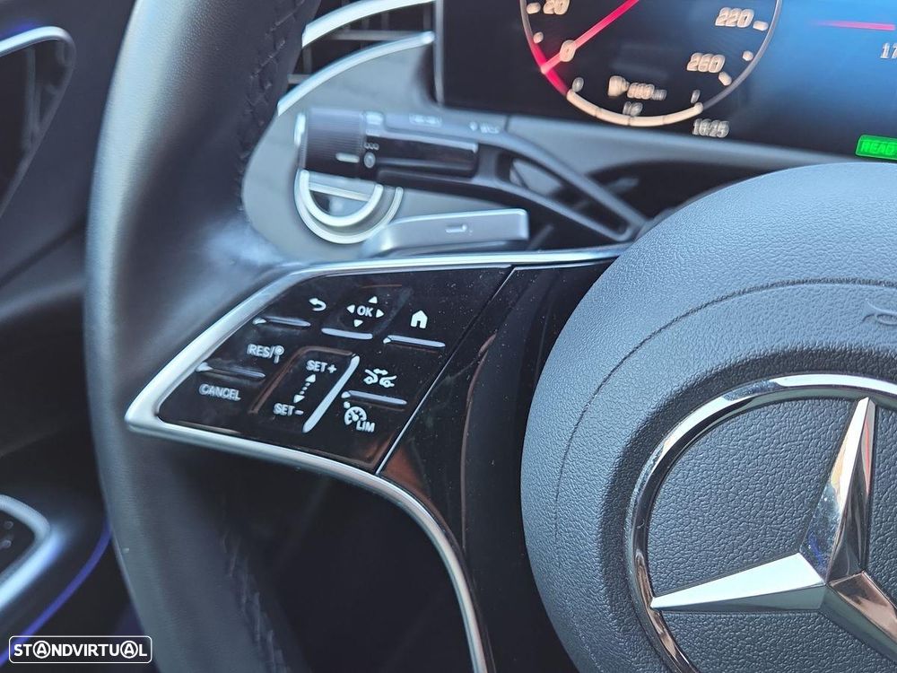 Mercedes-Benz E 300 de Avantgarde - 17