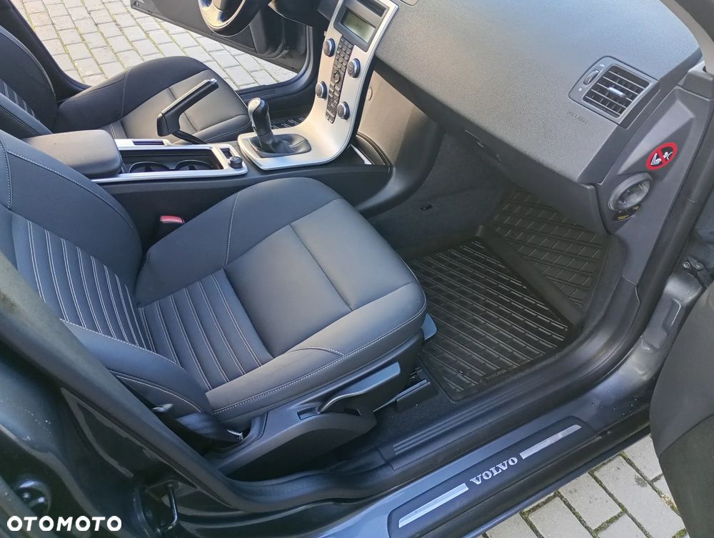 Volvo V50 2.0 Momentum - 17