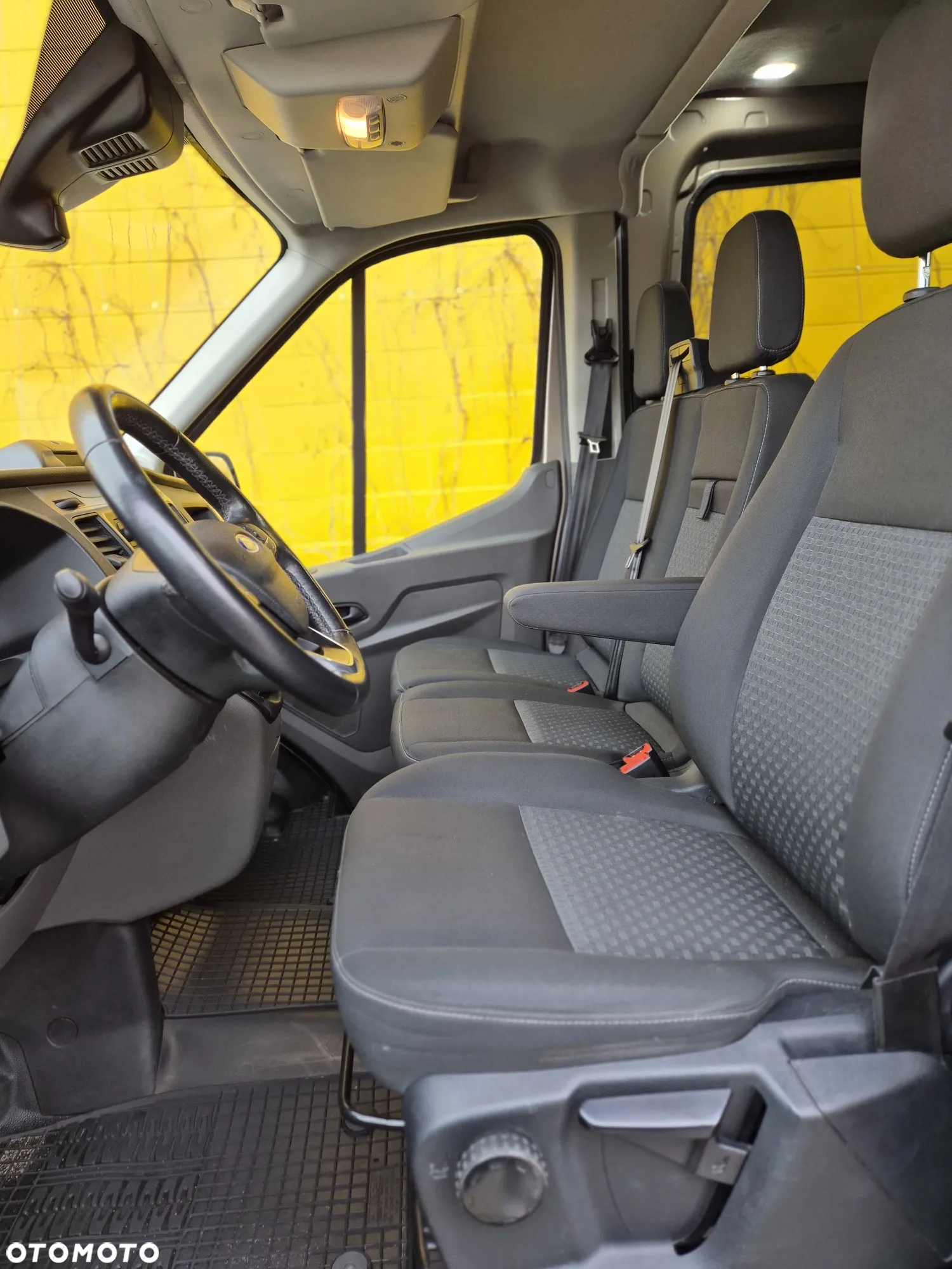 Ford Transit - 24