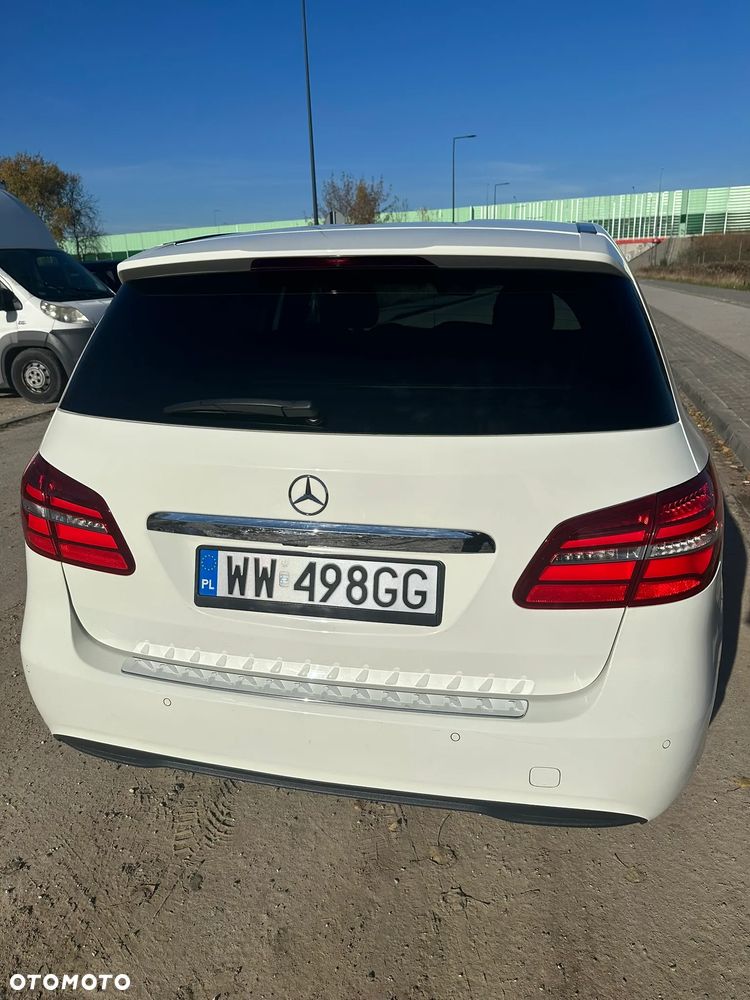 Mercedes-Benz Klasa B 180 7G-DCT Urban - 6