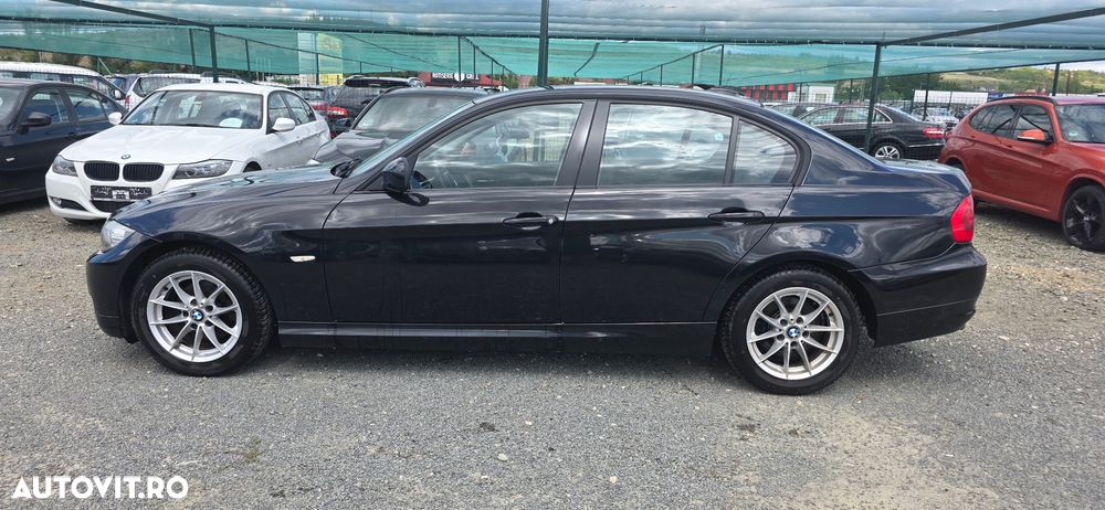 BMW Seria 3 320d - 11