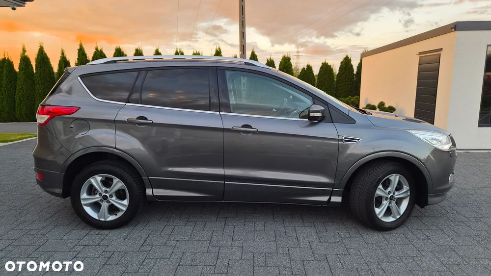 Ford Kuga 2.0 TDCi 4x4 Titanium - 27