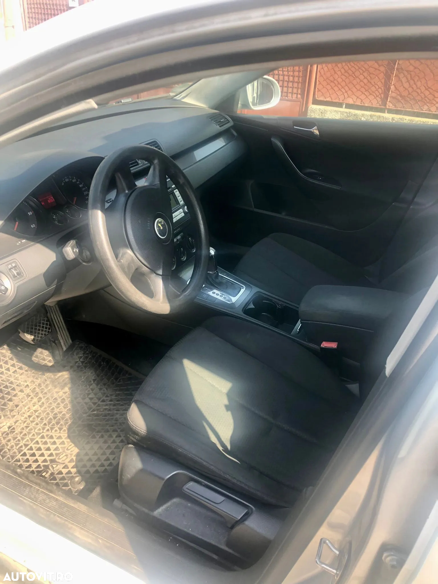 Volkswagen Passat Variant 2.0 TDI Comfortline Aut - 4