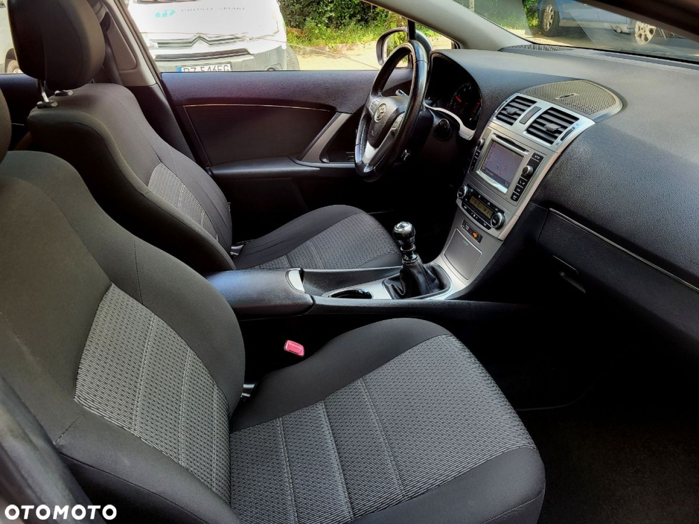 Toyota Avensis - 28