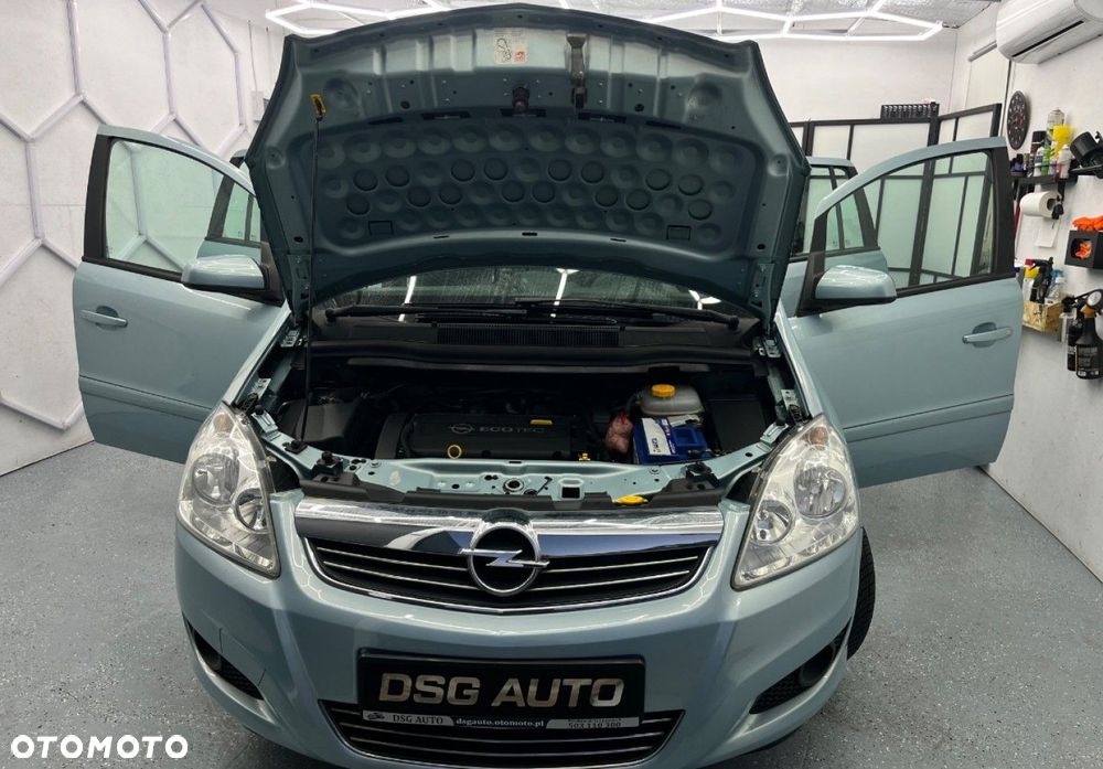 Opel Zafira - 35