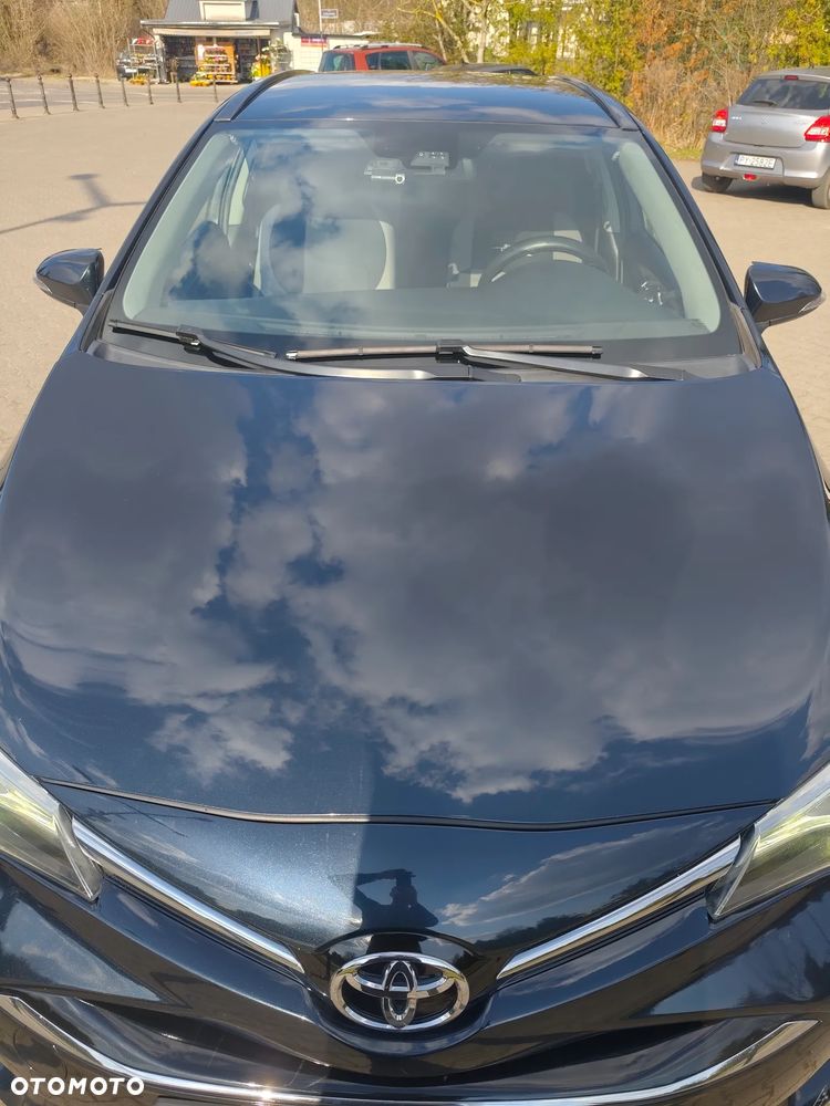 Toyota Avensis 1.8 Premium MS - 2