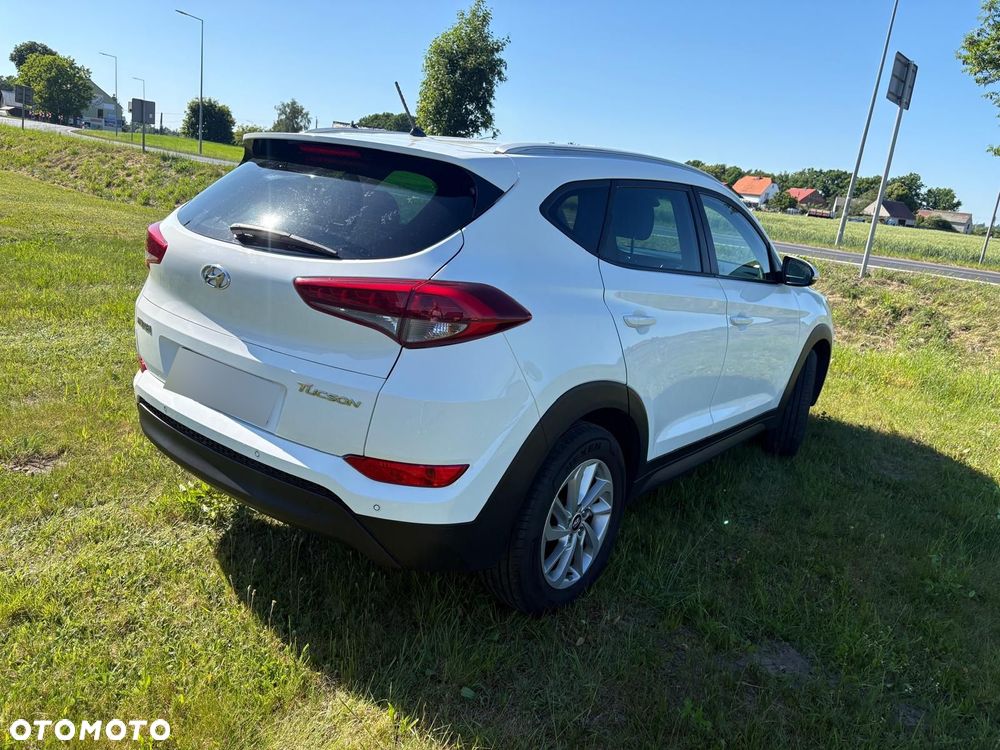 Hyundai Tucson blue 1.7 CRDi 2WD Passion - 8