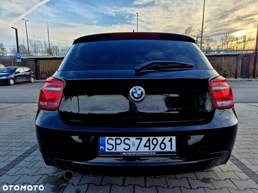 BMW Seria 1 118d Sport Line - 7