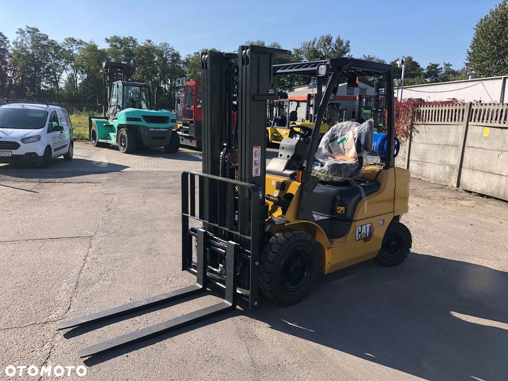 Caterpillar GP25N - 6