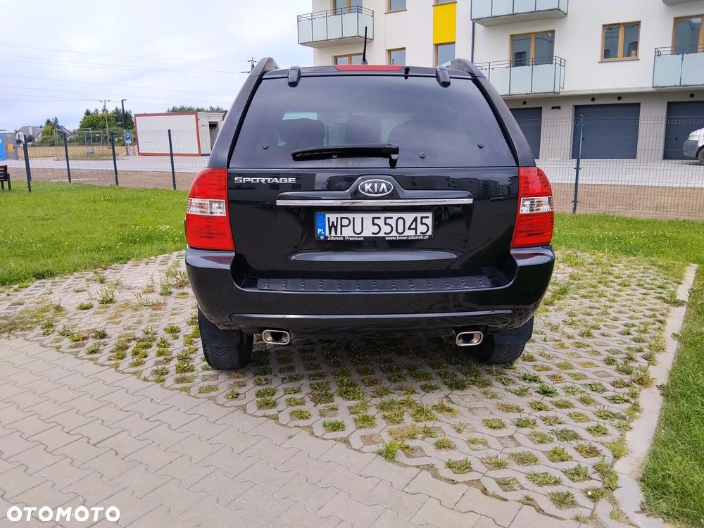 Kia Sportage 2.0 CRDI 2WD Champ - 3
