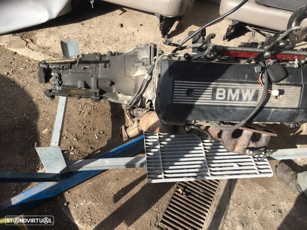 Motor + caixa de velocidades BMW 320i e46 com 150cv - 1