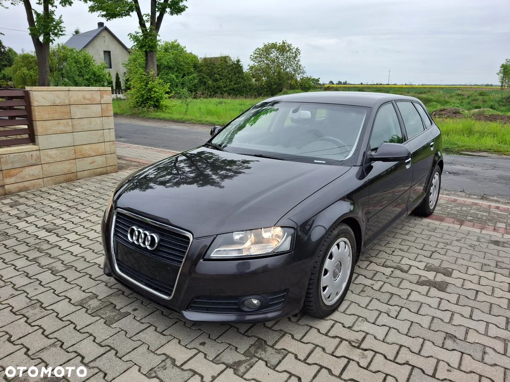 Audi A3 Sportback 1.4 TFSI Attraction - 1