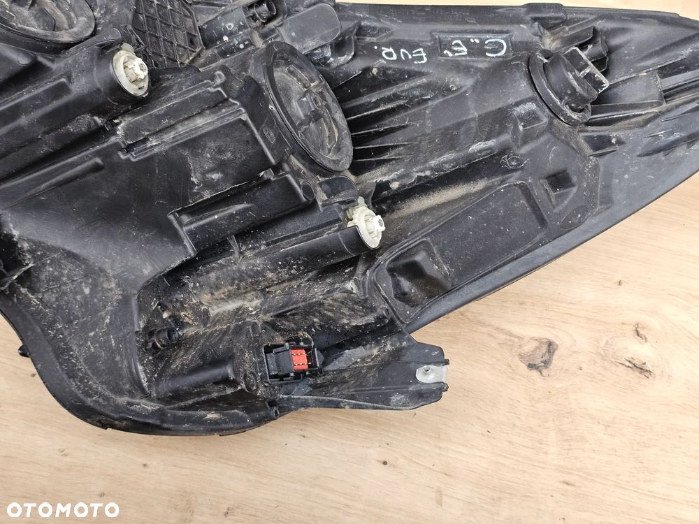 LAMPA PRAWY PRZÓD PRAWA PRZEDNIA OPEL CORSA E EUROPA 39108223 - 13