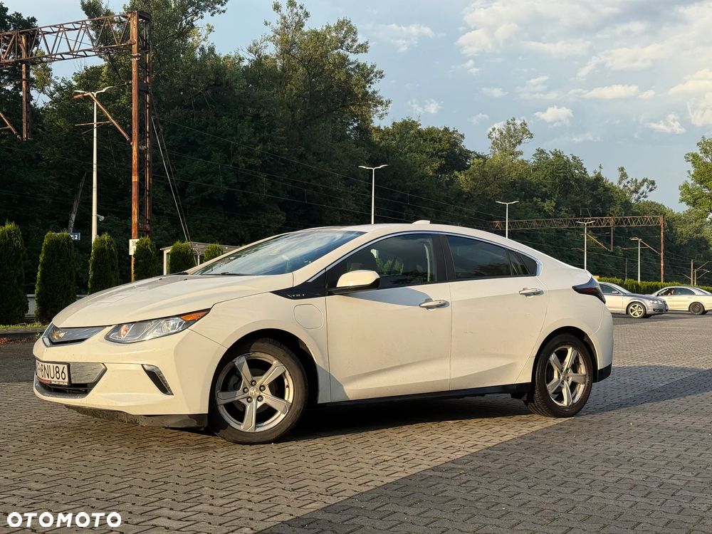 Chevrolet Volt - 2