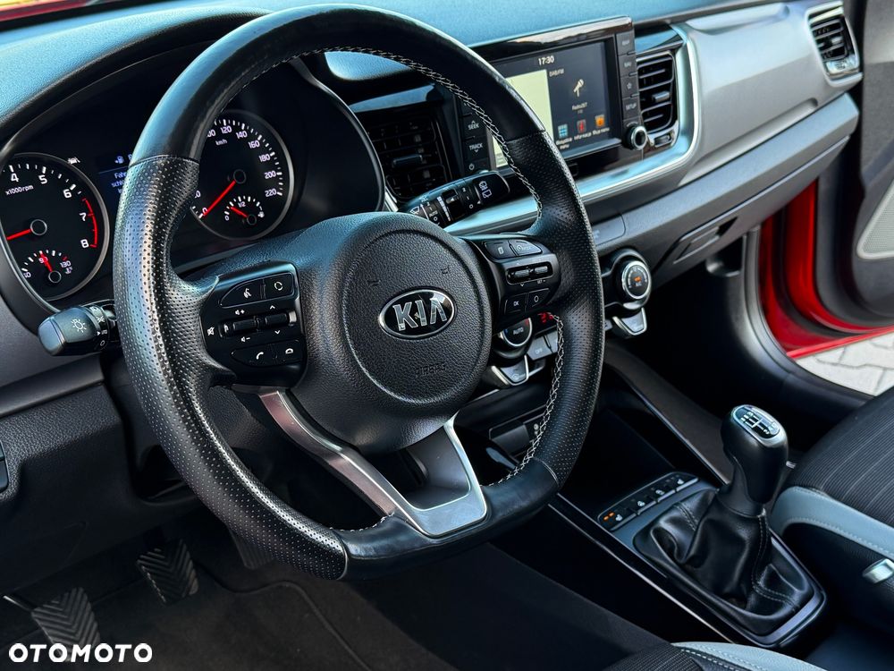 Kia Stonic 1.0 T-GDI 120 Spirit - 34